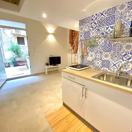 Apartment Nido Con Cortile Vicino Al Tempio Di Apollo